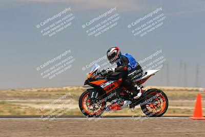 media/Jul-22-2022-TrackDaz (Fri) [[ca4971259a]]/Group B/130pm (Wheelie Bump)/